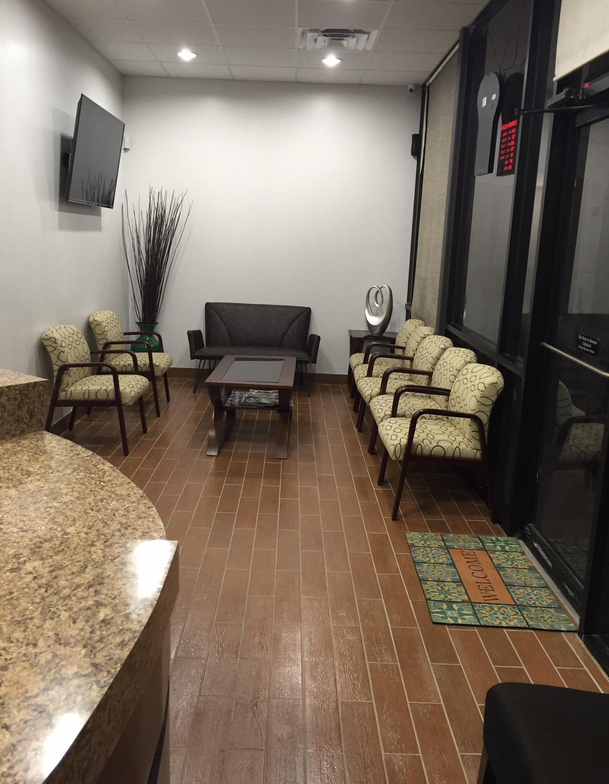 0C90830C E4F7 40C8 8BA9 13A366038541