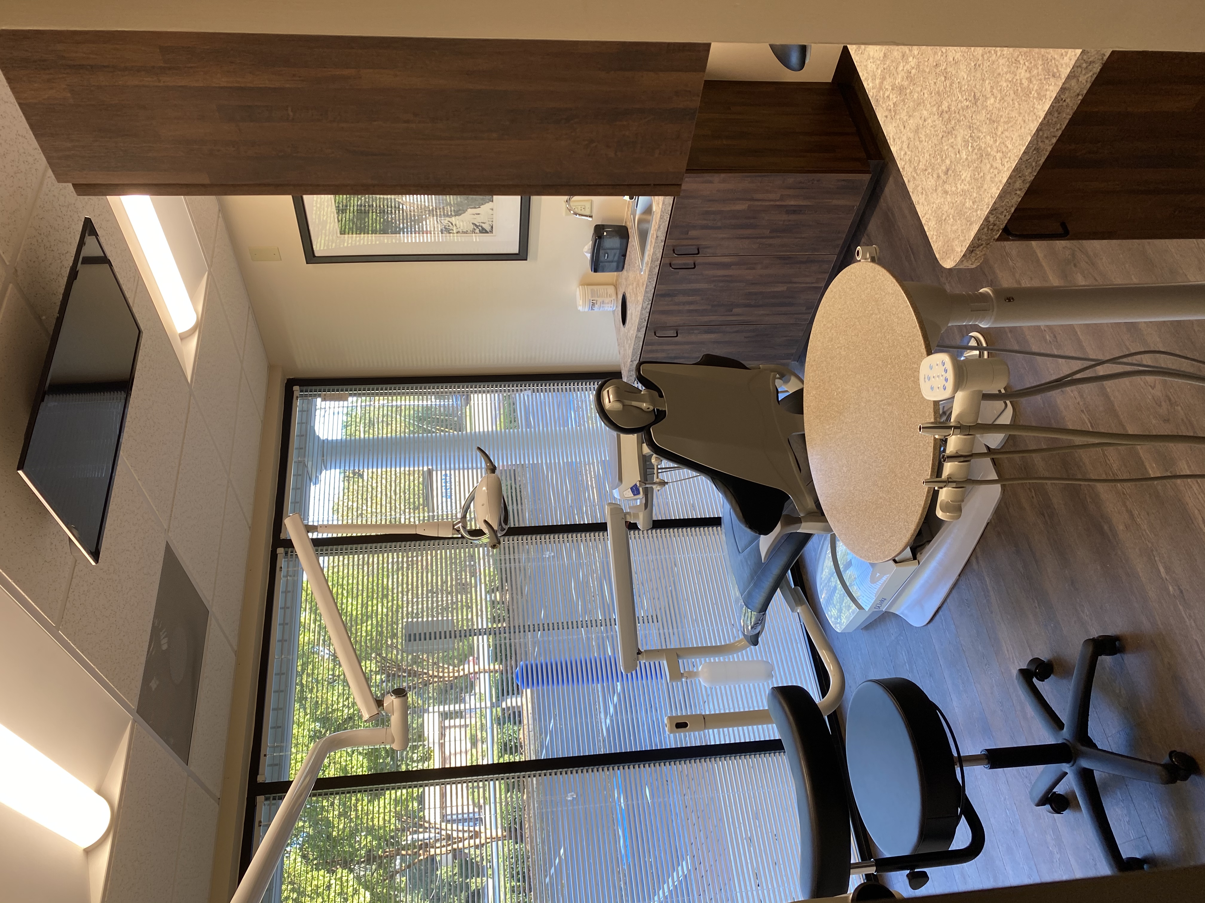 9B890648 4B3B 4E4B A094 E43D519B6D03